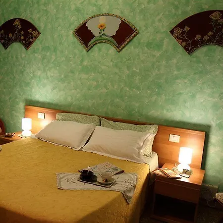 Mirko 3* Rome